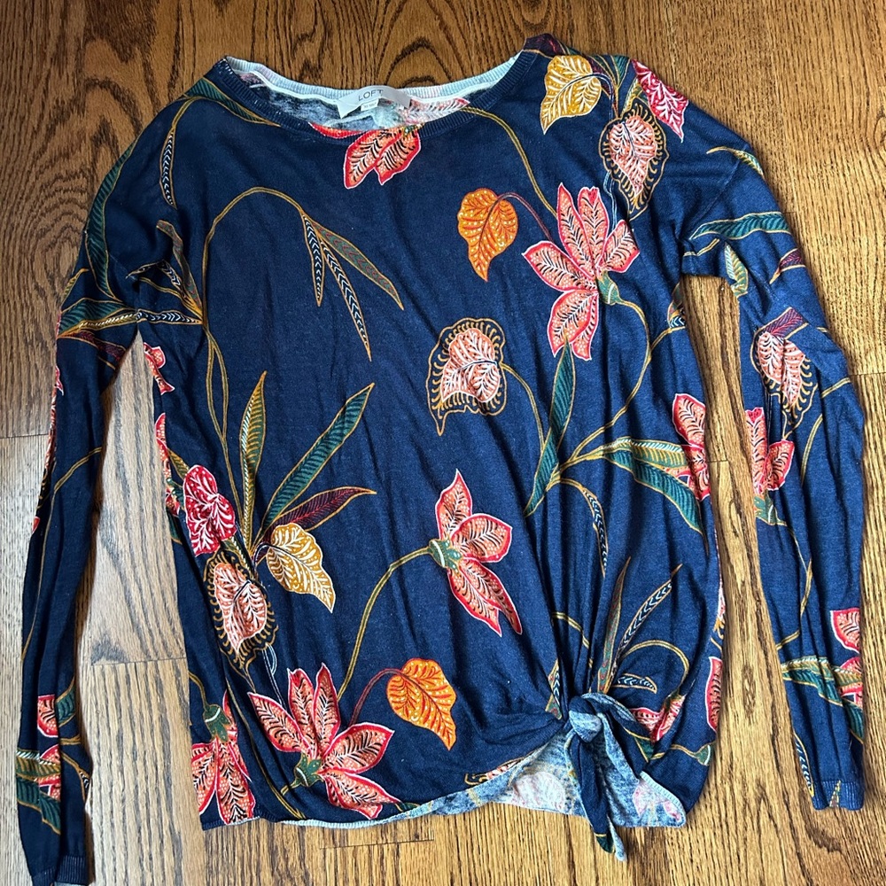 LOFT floral tie front top, Women’s XS